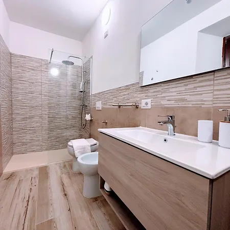 Apartamento Casa Lujho Brivio